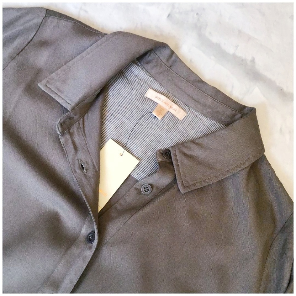 🎀HP🎀 Skies Are Blue Olive Embroidered Top - Picture 6 of 8